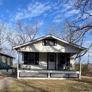 2906 E 49th St, Kansas City, MO, 64130