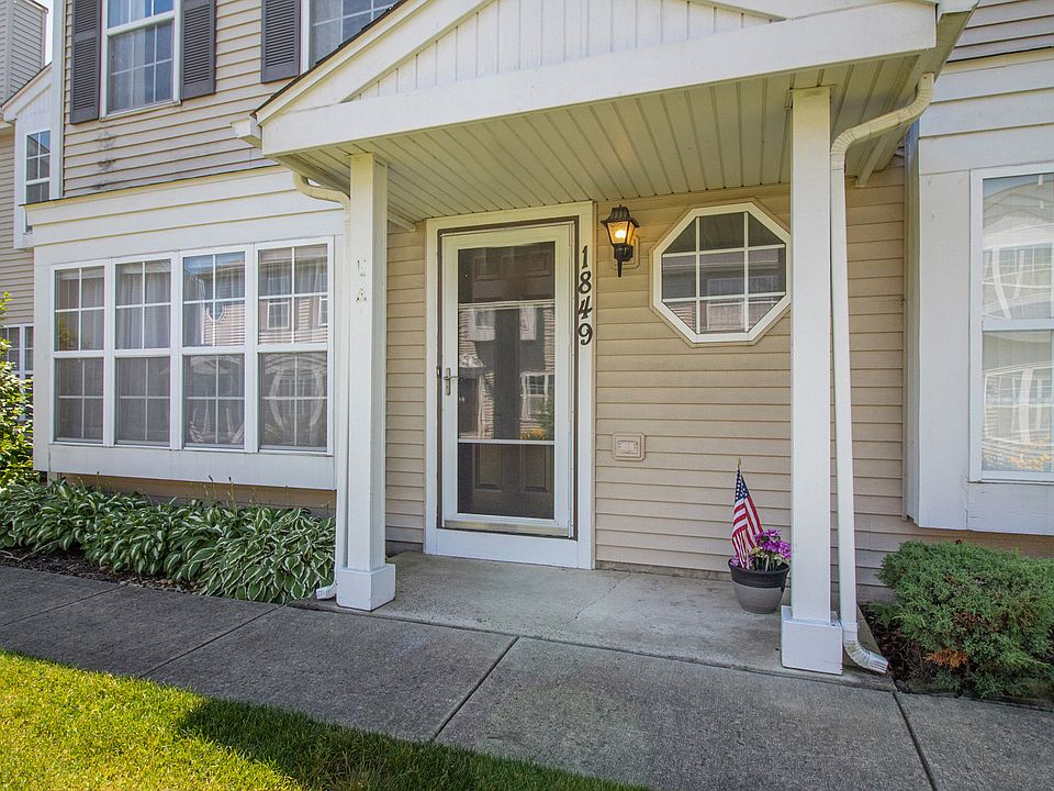 1st image of 1849 Towhee Ct #1849