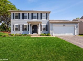 2712 Grand Ridge Cir, Aurora, IL 60503