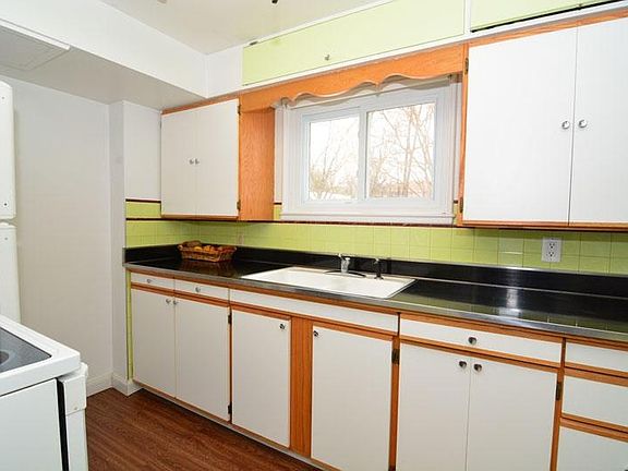 5th image of 5805 Dale Ln #5807