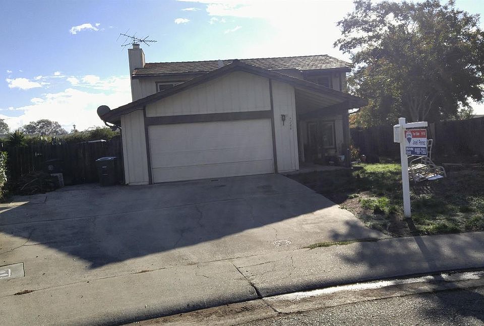 2nd image of 7244 Blue Springs Way
