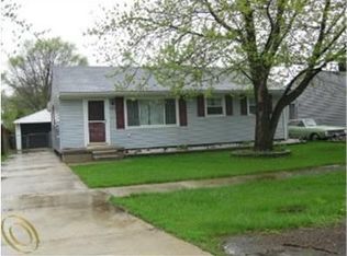 9256 Princess St, Taylor, MI 48180