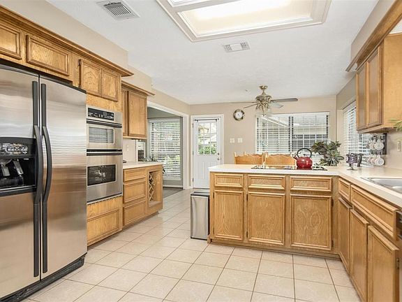 5th image of 3302 Woodland View Dr