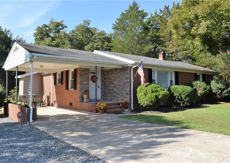 1st image of 7515 Greenlawn Dr