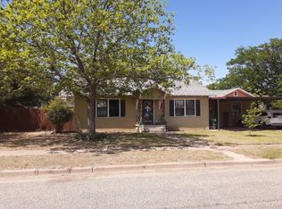 1515 Bundy St, Matador, TX 79244