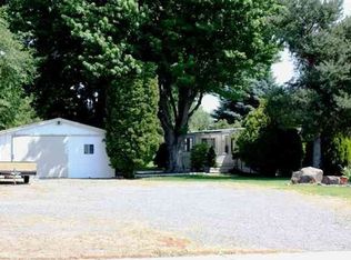 314 14th St, Benton City, WA 99320