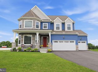 113 Cameron Ln, Lititz, PA 17543
