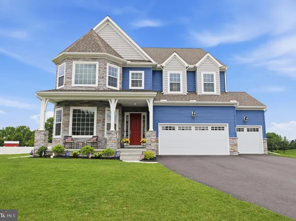 113 Cameron Ln, Lititz, PA 17543