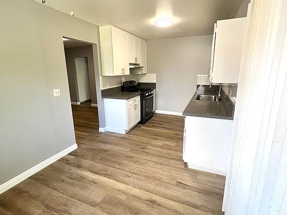5th image of 1146 W Fay Ln APT 1