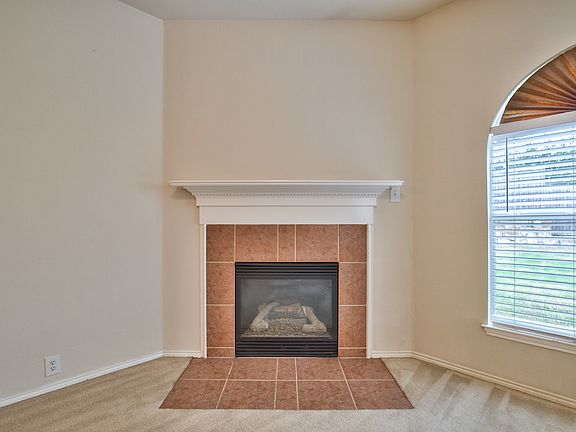 5th image of 2605 Monroe Dr