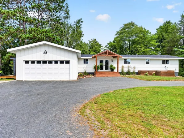 W7891 Keller Rd, Spooner, WI 54801
