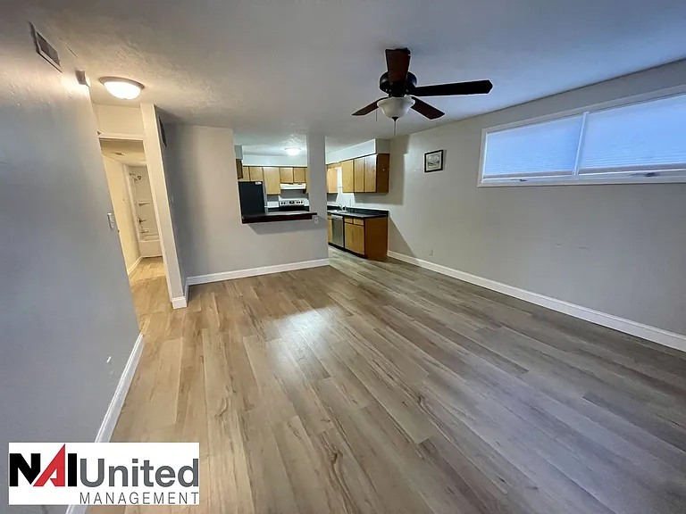 1601 S Alice St — Photo 2