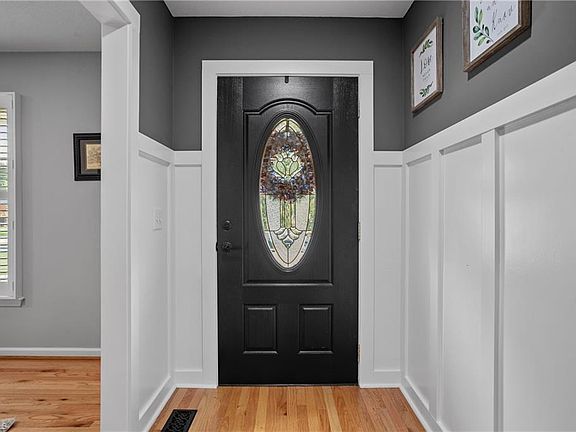 5th image of 5304 Hiddenbrook Dr