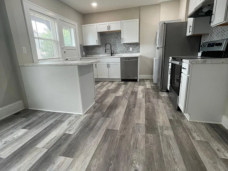 1357 Beach Pkwy #2 — Photo 2