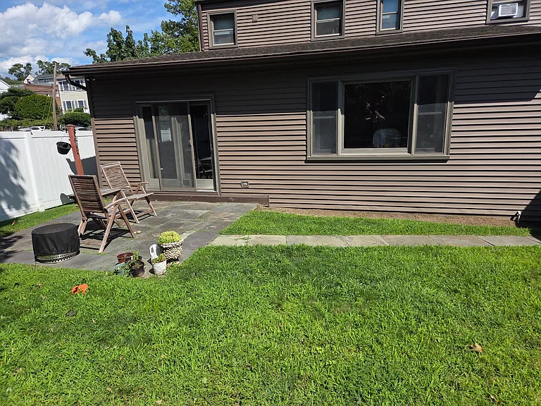 1 Gerry St #1 — Photo 12
