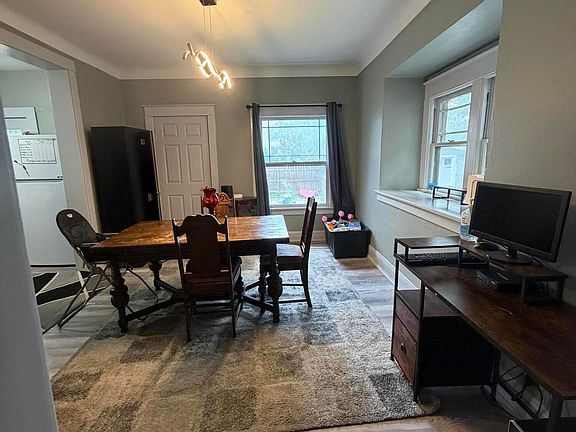 4th image of 144 University Blvd