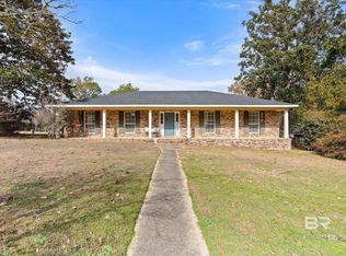 163 Country Club Dr, Daphne, AL 36526