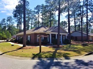 360 Robin Ln, Pinehurst, NC 28374