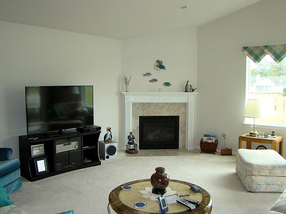 5th image of 270 Canal Dr NE