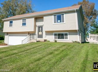 2210 Fairview Ave, Johnsburg, IL