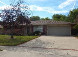 7579 Gardenside Dr, Dayton, OH 45414
