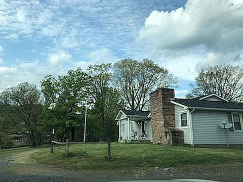 1st image of 95 Oakmount Dr