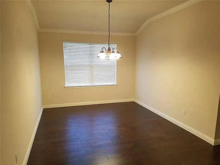 9417 Castle Pines Dr — Photo 6