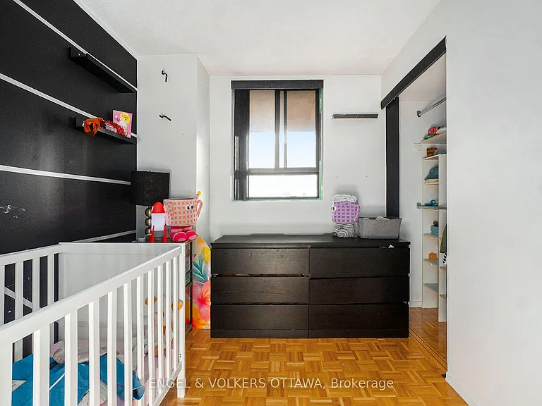 475 Laurier Ave W #907 — Photo 18