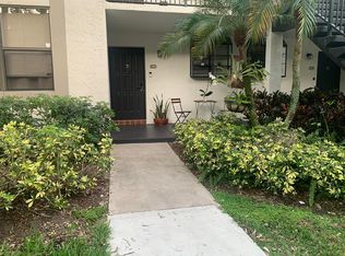 1256 S Military Trl APT 913, Deerfield Beach, FL 33442