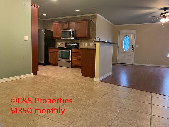 3rd image of 8502 Alexandria Ave