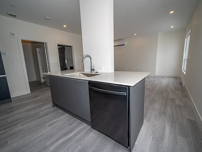 307 Prince Albert Rd — Photo 32