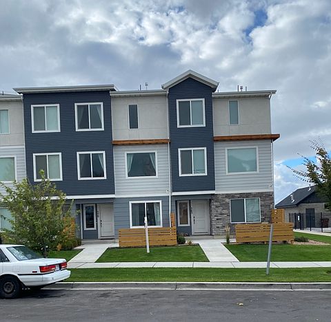 1st image of 559 W 1430 S #559
