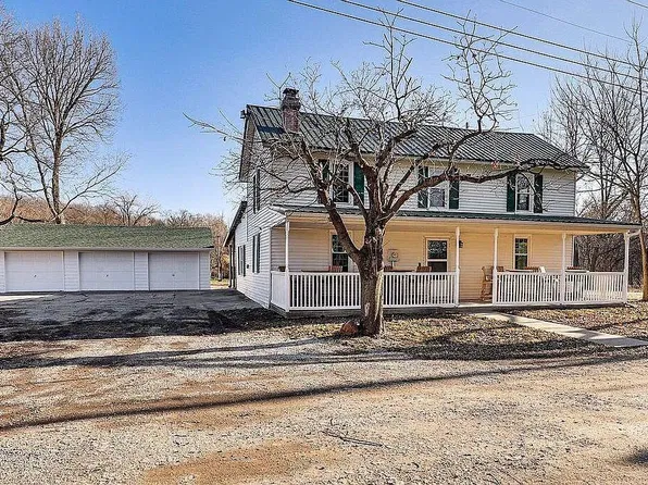 485 Water St, Holt, MO 64048