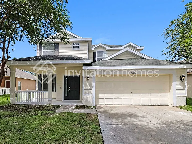 20048 Nob Oak Ave — Photo 1