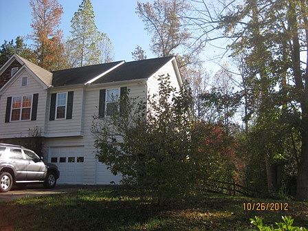 2nd image of 214 Westwind Dr