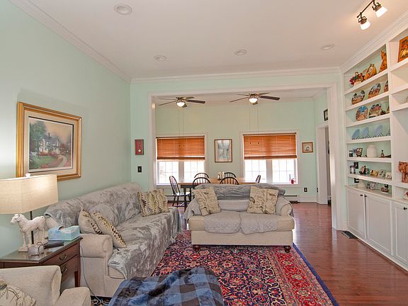 4th image of 205 Ruffner Dr