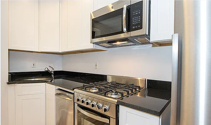 Rented by Copperwood Real Estate | media 14