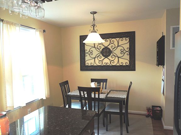 4th image of 3027 Chinkapin Oak Ln #335
