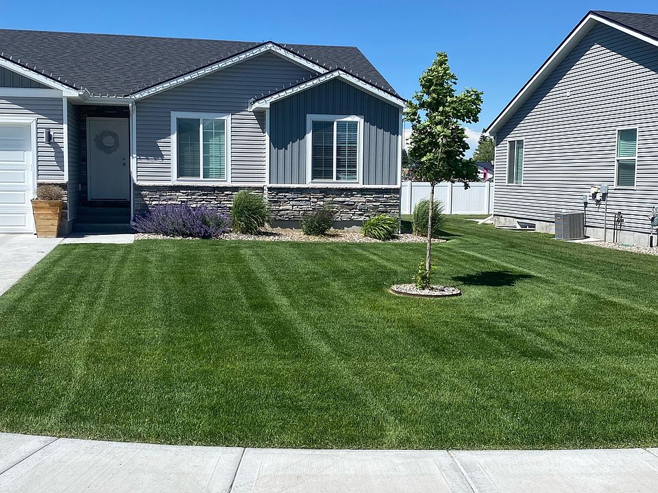 1st image of 3287 E Kathaway Ln