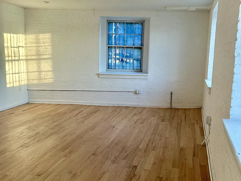 155 River St #BB — Photo 16