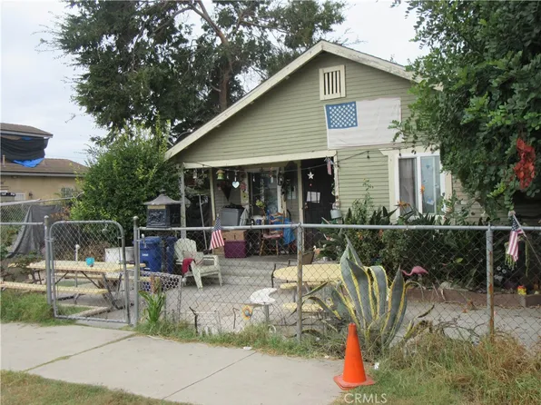 10751 Rose St, Stanton, CA 90680