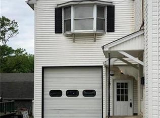 202 N Chestnut St, Bath, PA 18014