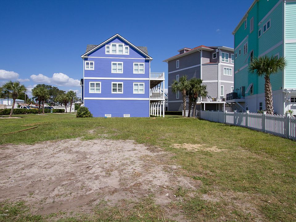 1st image of 102 Rougue Cove Dr