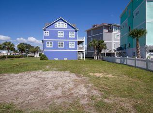 102 Rougue Cove Dr, Carolina Beach, NC 28428