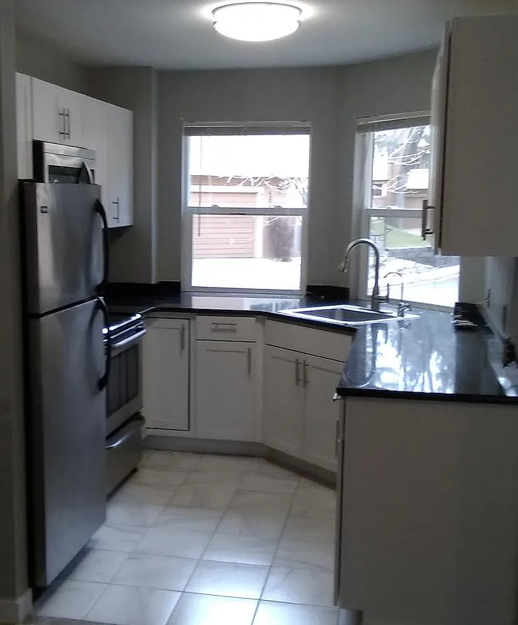 2 bed, 1178 sqft, $1,650 — Photo 2