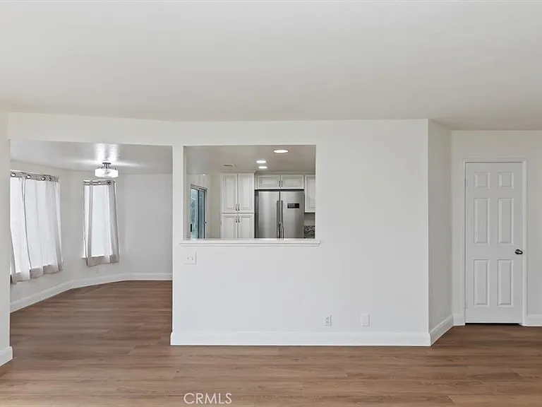 2766 Broken Lance Dr — Photo 8