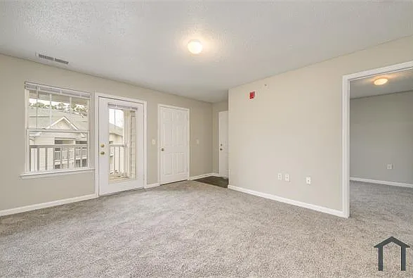 9941 Brier Oak Pl — Photo 3