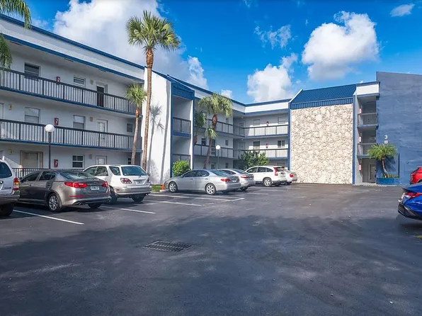 3100 Holiday Springs Blvd APT 110, Margate, FL 33063