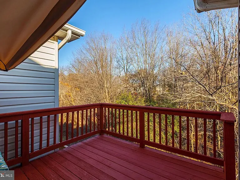208 Goldsborough Dr — Photo 15