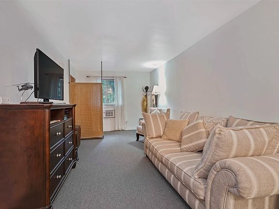 3rd image of 14346 37th Ave